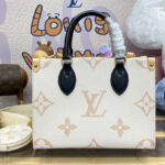 Louis Vuitton OnTheGo PM M24533 Cream